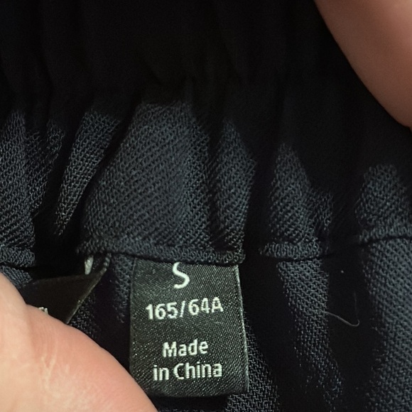 REVOLVE Native Stranger Drawstring Drapey Pant‎ in Navy Small #S16PT0170 - Picture 11 of 14